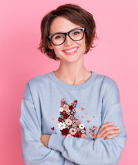 Floral Cat Sweatshirt, Cat Lover Jumper, Flower Kitty Design, Cozy Sweater, Gift for Cat Mum, Sizes S–5XL