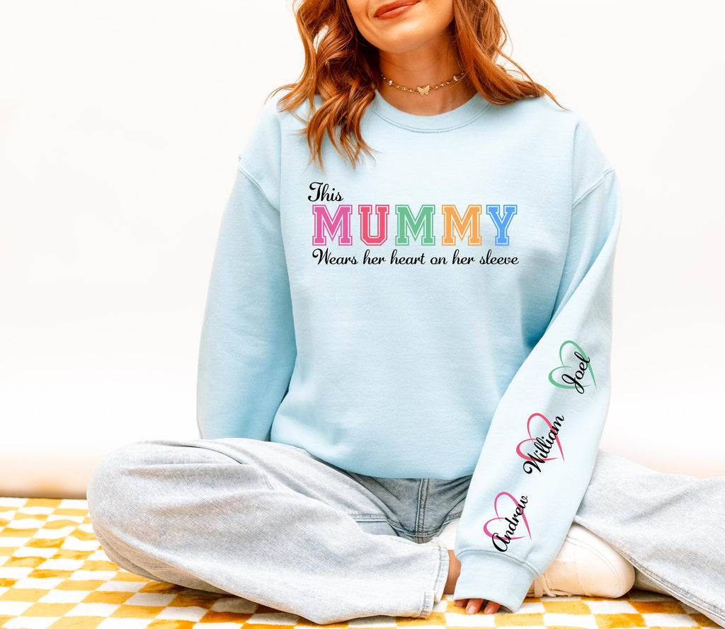 This Mummy Wears Her Heart on Her Sleeve – Personalised Mum Sweatshirt – Custom Names – Mother’s Day Gift